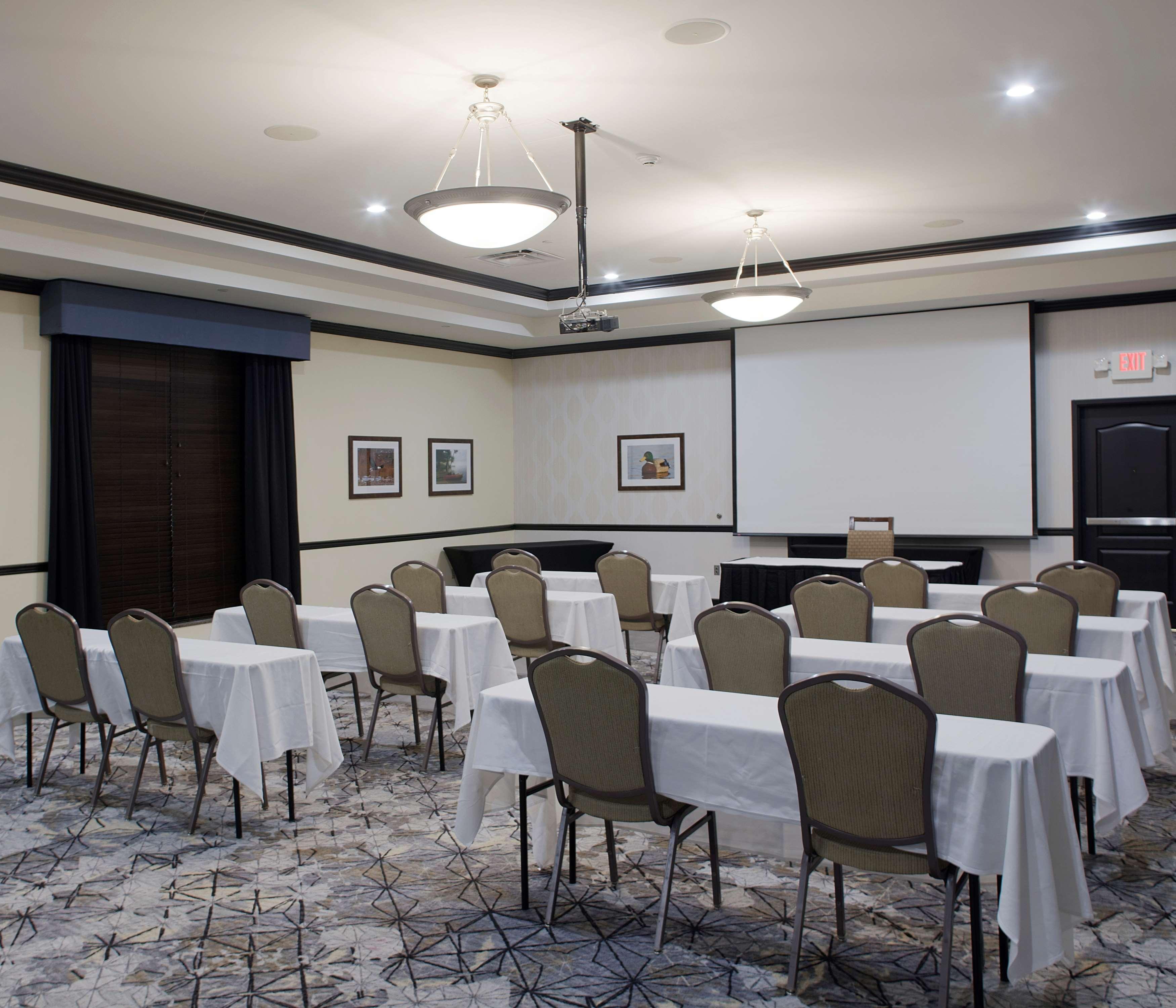 Hilton Garden Inn Джоунсбъроу Екстериор снимка