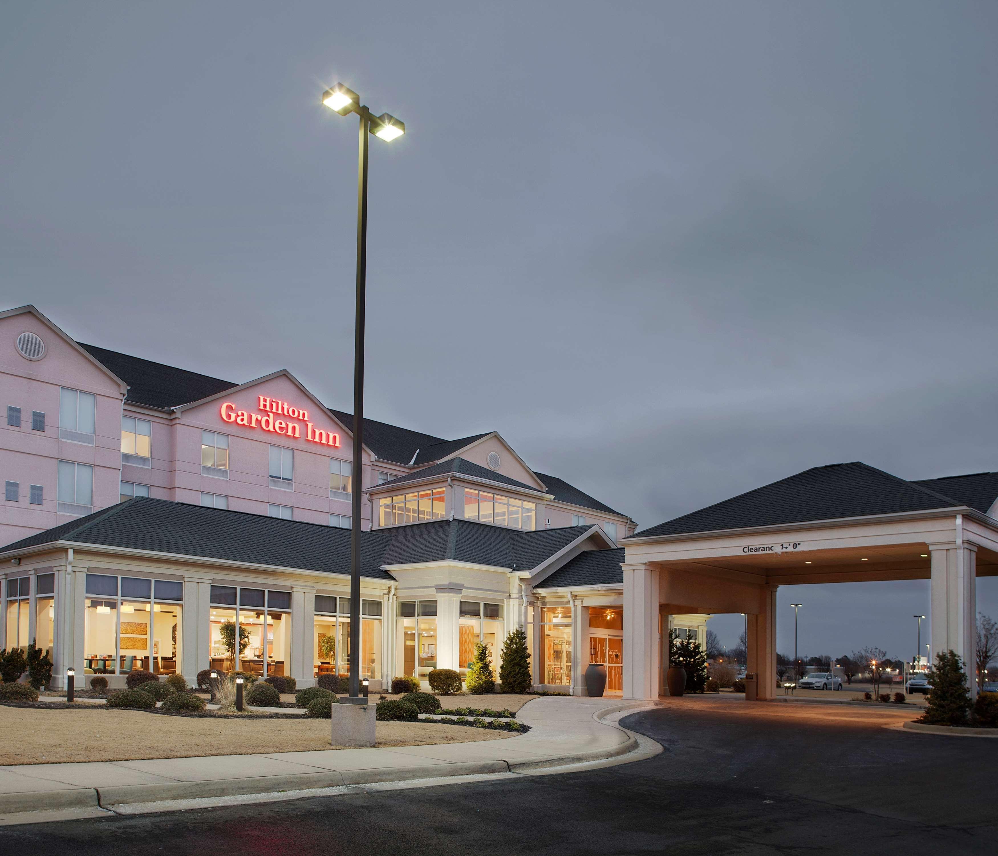 Hilton Garden Inn Джоунсбъроу Екстериор снимка