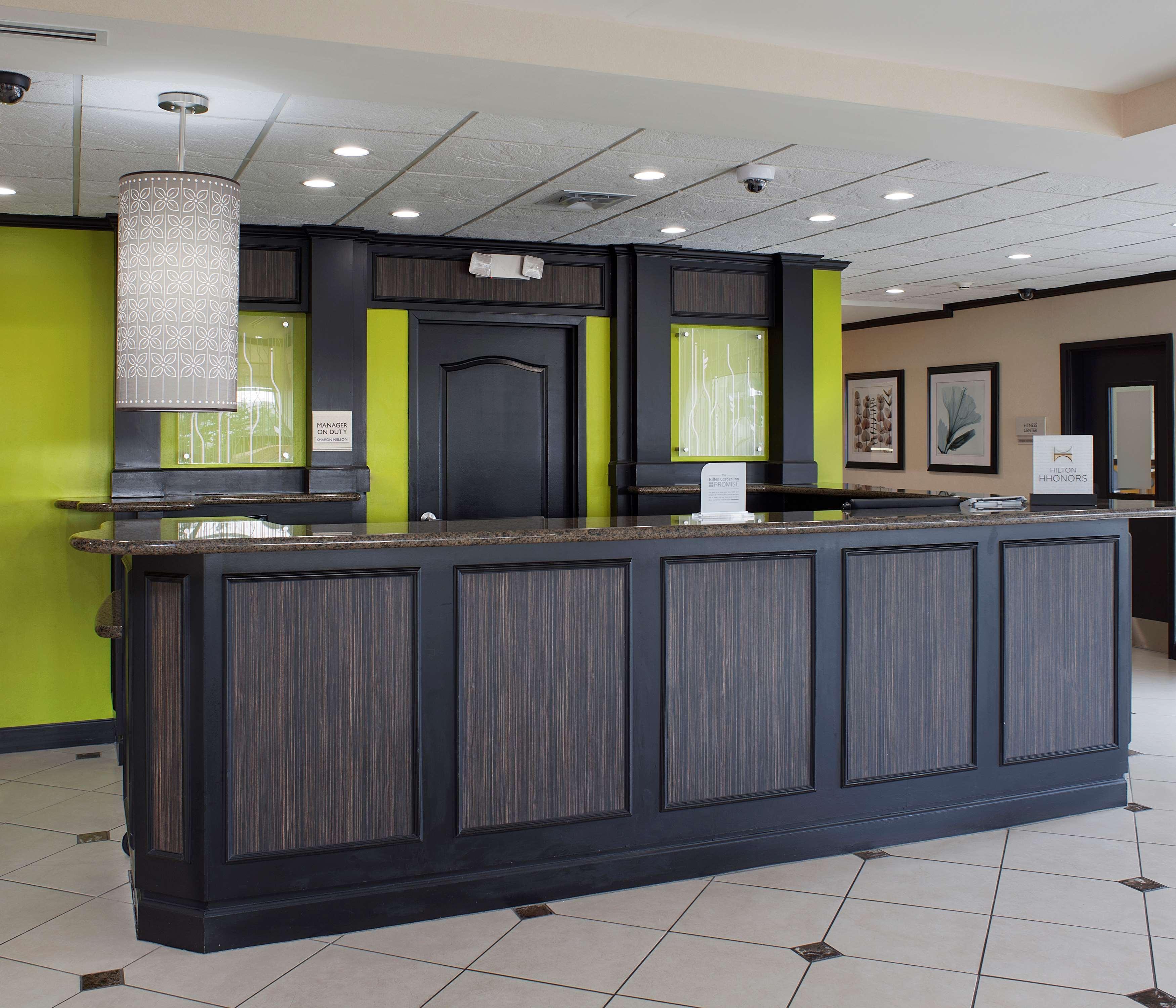 Hilton Garden Inn Джоунсбъроу Екстериор снимка