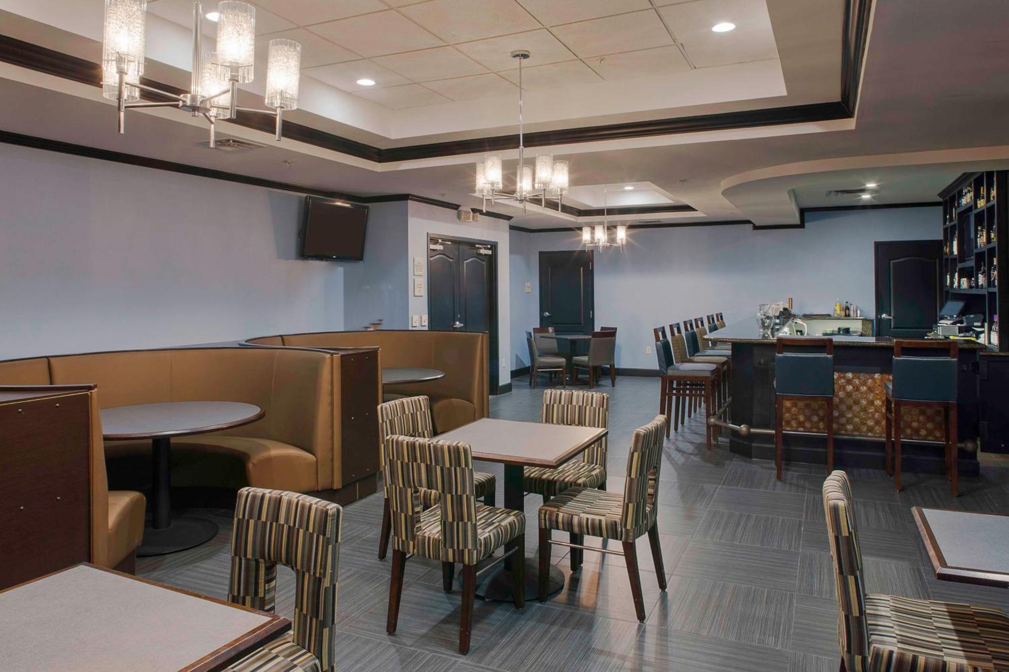 Hilton Garden Inn Джоунсбъроу Екстериор снимка